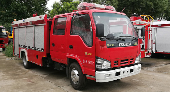 五十鈴3.5噸水罐消防車